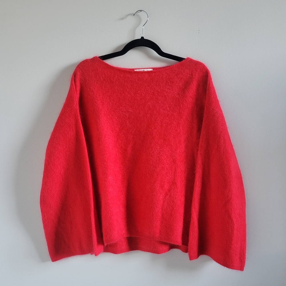 Banana Republic Red Brushed Cashmere Flare-Sleeve Scoopneck Sweater Womens Small